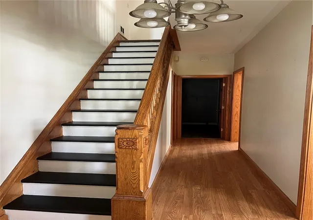 2nd image of 121 Hamilton Ave, Vandergrift, PA 15690 | MLS# 1764744