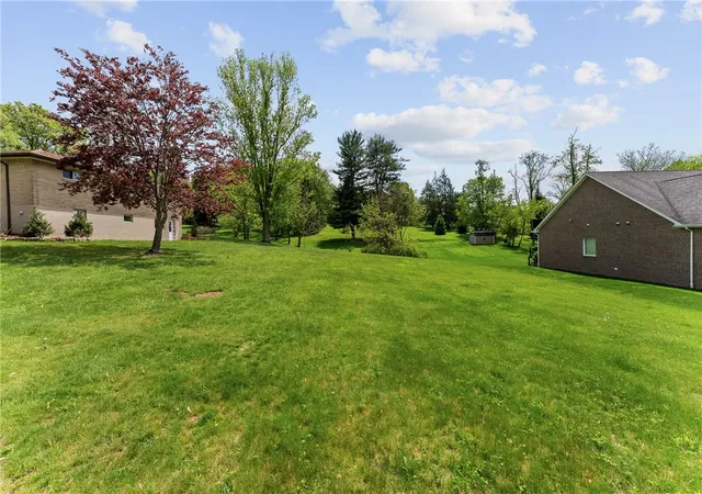 5th image of 117 Valley View Dr, Peters Twp, PA 15367 | MLS# 1765996