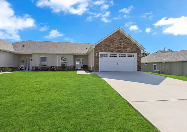 2nd image of 320 Cherokee Dr, Chippewa Twp, PA 15010 | MLS# 1765859