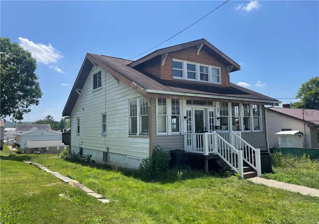 1st image of 304 Fell St, Belle Vernon, PA 15012 | MLS# 1766011