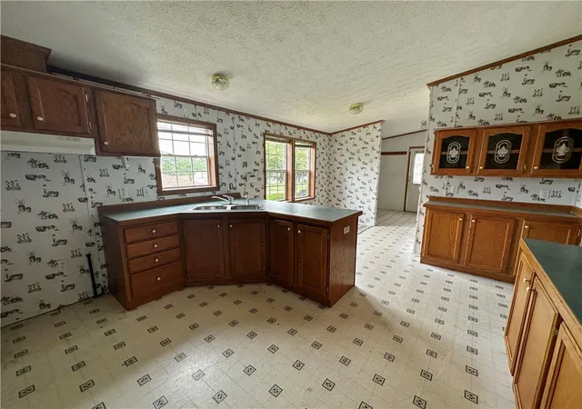 Photo 4 of Manufactured home for sale at 1818 Pershing St, Johnstown, PA 15902 | MLS# 1765900 | Listing updated on 2026-08-05