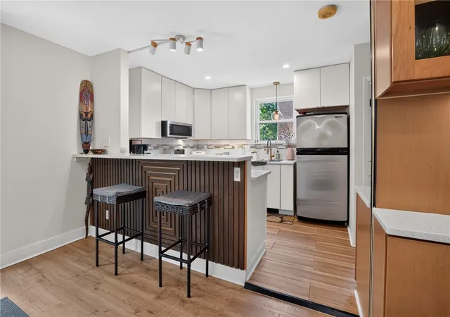 Photo 5 of Single family home for sale at 2654 Mount Royal Rd, Squirrel Hill, PA 15217 | MLS# 1765849 | Listing updated on 2026-08-04
