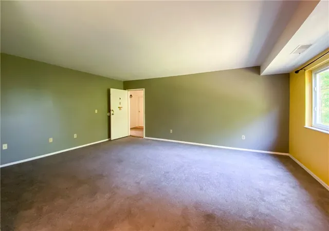 2nd image of 63 Darlington Rd #C9, Patterson Twp, PA 15010 | MLS# 1765847