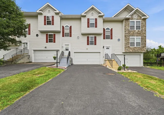 1st image of 135 Cinque Terra Pl, Finleyville, PA 15332 | MLS# 1766084