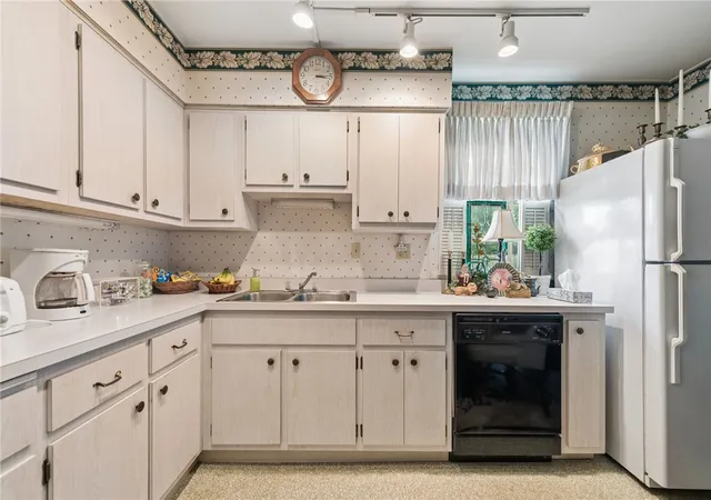 5th image of 305-307 S 6Th St, West Newton, PA 15089 | MLS# 1766090