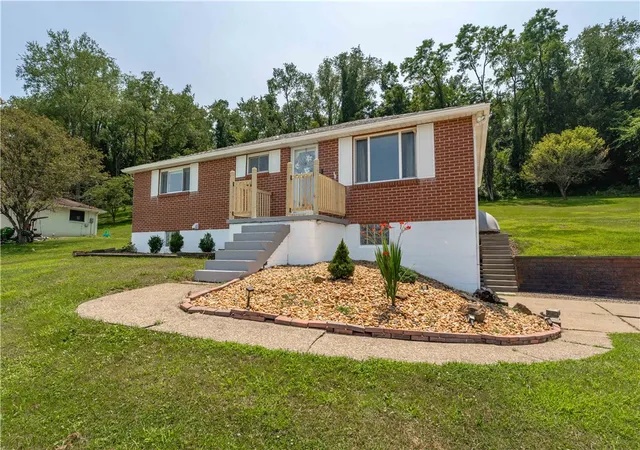 1st image of 855 Davis School Rd, South Strabane, PA 15301 | MLS# 1766129
