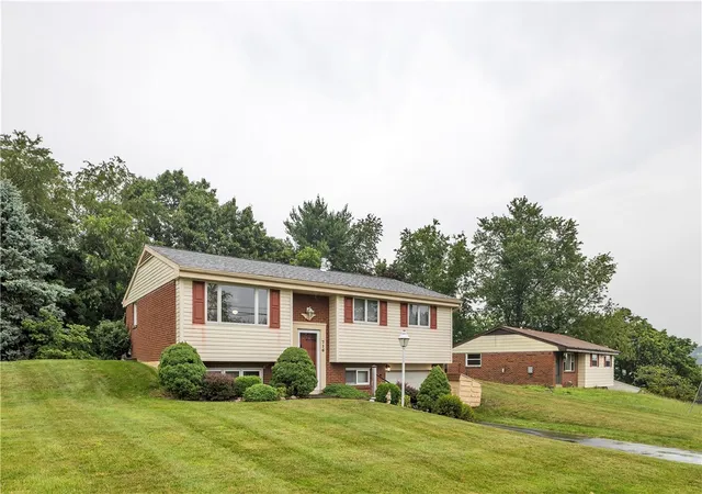 2nd image of 716 Limestone Dr, Allison Park, PA 15101 | MLS# 1765896