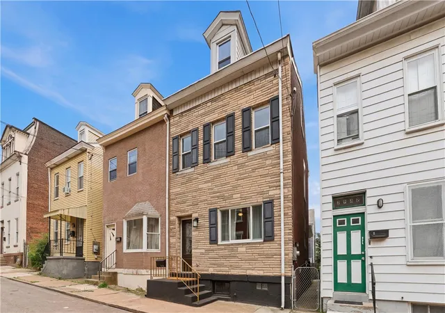 Photo 2 of Single family home for sale at 3936 Howley St, Lawrenceville, PA 15224 | MLS# 1765780 | Listing updated on 2026-10-03