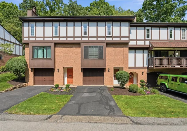 28th image of 239 Thornberry Dr, Ross Twp, PA 15237 | MLS# 1766154