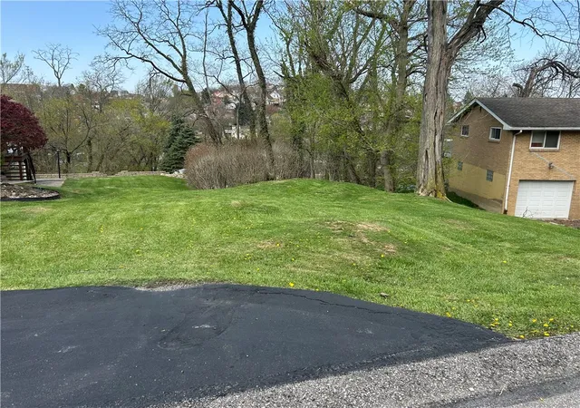 1st image of 0 Brinwood Ave, Carrick, PA 15227 | MLS# 1766122