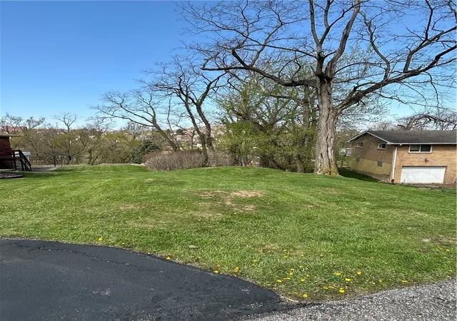 4th image of 0 Brinwood Ave, Carrick, PA 15227 | MLS# 1766122