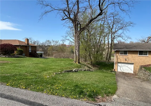 5th image of 0 Brinwood Ave, Carrick, PA 15227 | MLS# 1766122