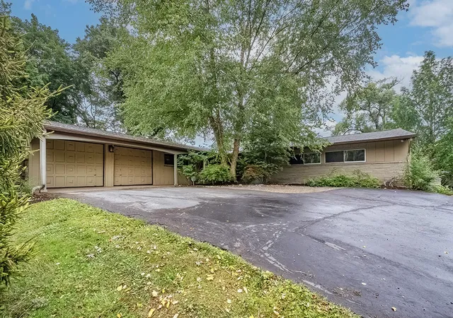 3rd image of 2636 Sample Road, Hampton, PA 15101 | MLS# 1766140