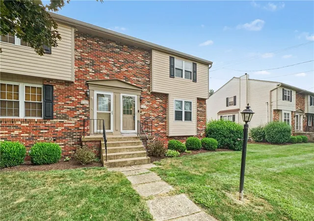 Photo 1 of Townhouse for sale at 3074 E Bardonner Rd, Gibsonia, PA 15044 | MLS# 1766200 | Listing updated on 2026-09-01