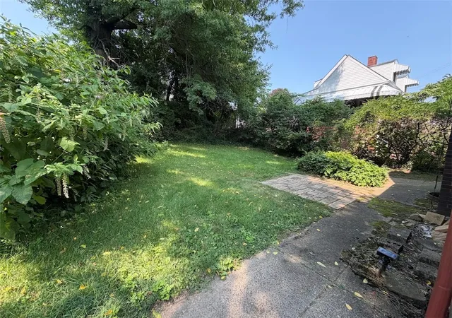 3rd image of 621 Bauman Ave, Baden, PA 15005 | MLS# 1766223