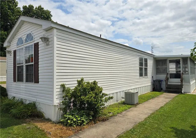 3rd image of 21 K And L Ln, Twp Of But Nw, PA 16001 | MLS# 1766236