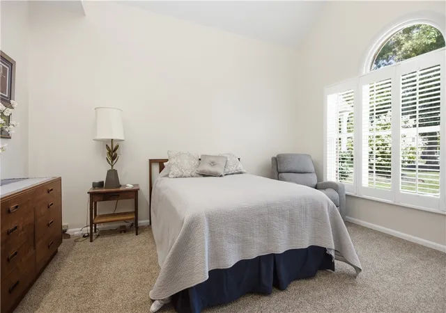 5th image of 105 Driftwood Dr, Peters Twp, PA 15317 | MLS# 1765745
