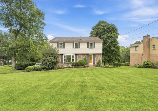 1st image of 339 Stonebrook Dr, Peters Twp, PA 15317 | MLS# 1766123