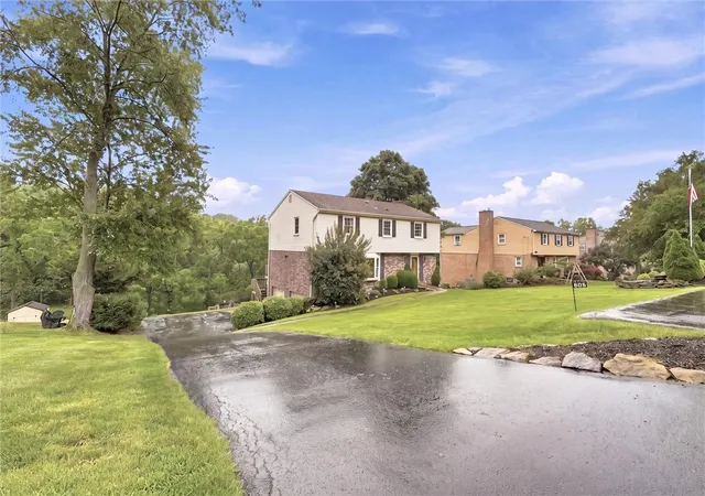 5th image of 339 Stonebrook Dr, Peters Twp, PA 15317 | MLS# 1766123
