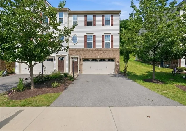 1st image of 8034 Hinsdale Ln, South Fayette, PA 15057 | MLS# 1765933