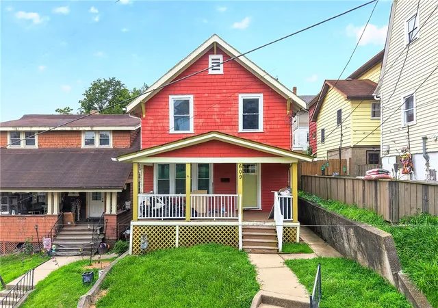 1st image of 609 7th St, Charleroi Boro, PA 15022 | MLS# 1765988
