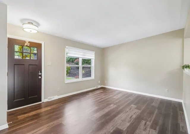 4th image of 4843 King Rd, Hampton, PA 15101 | MLS# 1766332
