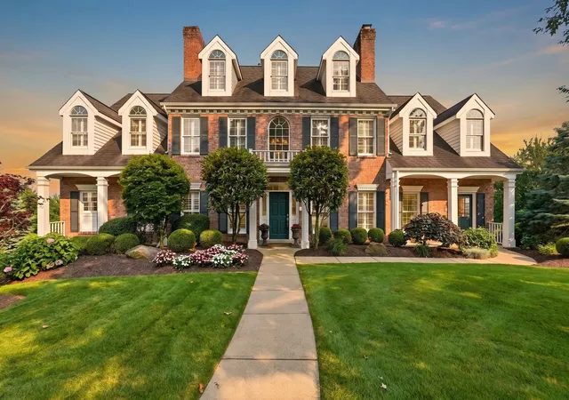 1st image of 337 Snowberry Cir, Peters Twp, PA 15367 | MLS# 1766387