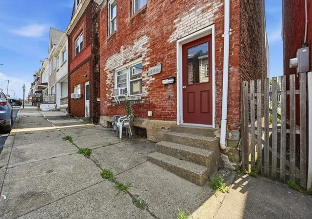 1st image of 443 Cedarville St, Bloomfield, PA 15224 | MLS# 1766396