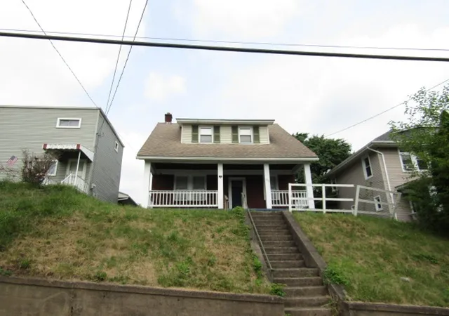 1st image of 128 Carnegie Ave, Clairton, PA 15025 | MLS# 1766249