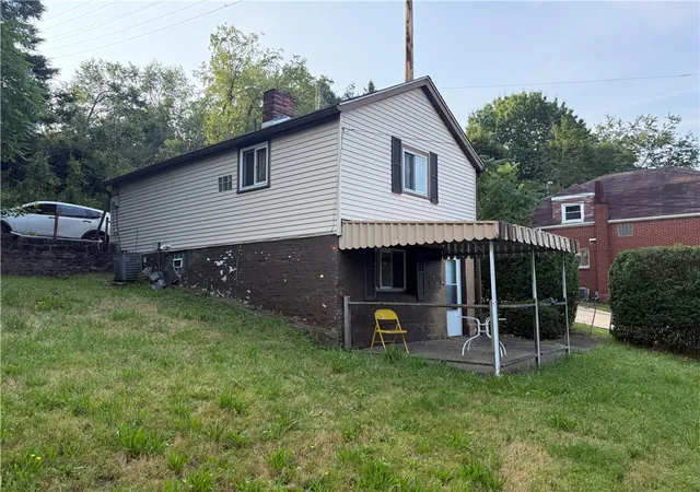 15th image of 843 Delaware Ave, Glassport, PA 15045 | MLS# 1766392