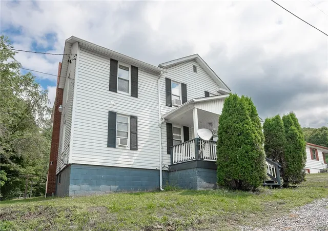 2nd image of 529 Seward St, Seward, PA 15954 | MLS# 1766350