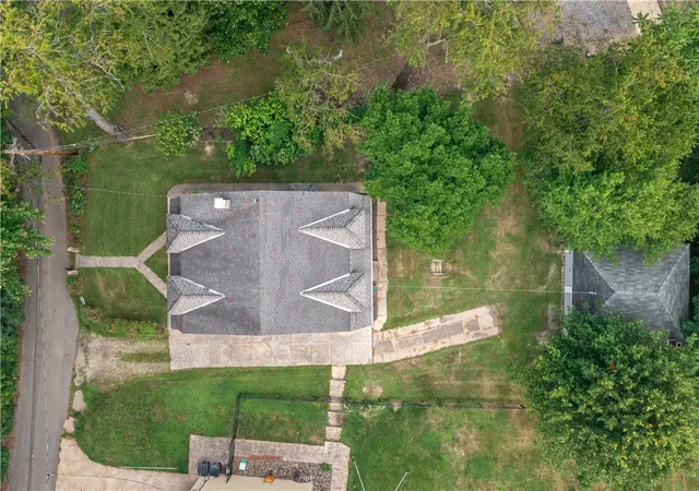 42nd image of 967 Mccormick Ln, Pittsburgh, PA 15226 | MLS# 1766022