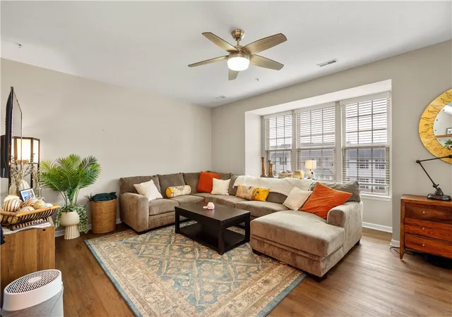 5th image of 506 Aprilmae Way, Pittsburgh, PA 15237 | MLS# 1766405
