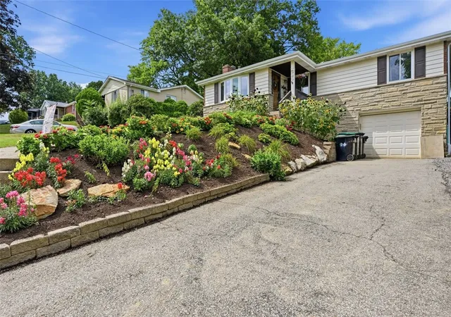 48th image of 837 Pallas Dr, Mc Candless, PA 15237 | MLS# 1766411