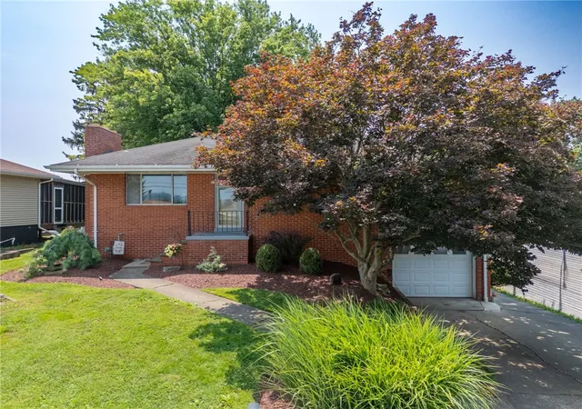 2nd image of 14 Highland St, Monongahela, PA 15063 | MLS# 1764792