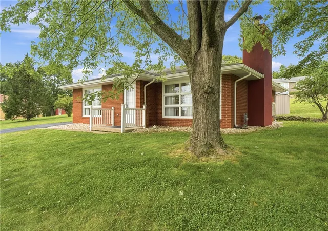 1st image of 402 Pierce St, Latrobe, PA 15650 | MLS# 1766439