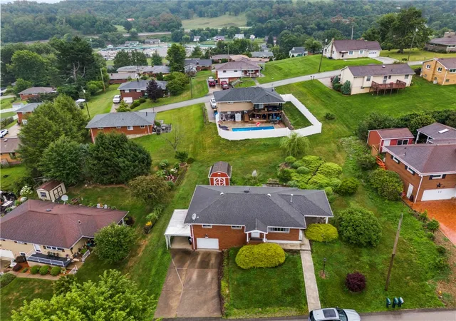 Photo 3 of Single family home for sale at 413 Atwood Dr, Rostraver, PA 15012 | MLS# 1765770 | Listing updated on 2026-10-05