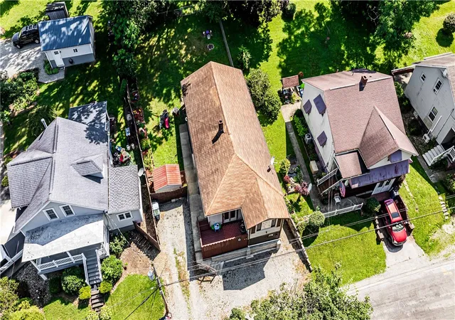 2nd image of 400 Bridge St, Hunker, PA 15639 | MLS# 1766412
