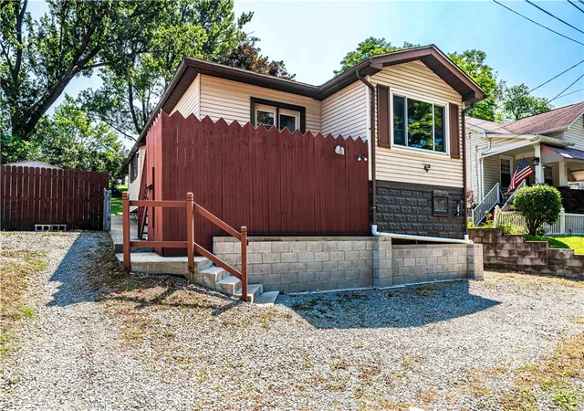 31st image of 400 Bridge St, Hunker, PA 15639 | MLS# 1766412