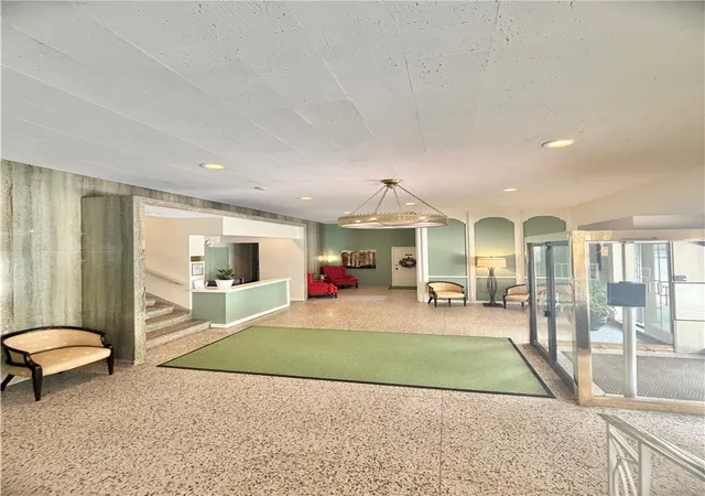 Photo 3 of Condo for sale at 144 N Dithridge St #1, Oakland, PA 15213 | MLS# 1766466 | Listing updated on 2026-09-30