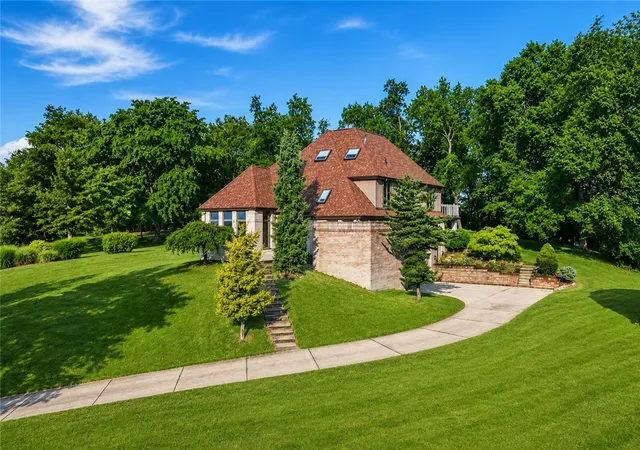 1st image of 209 Pleasant View Ct, Jefferson Hills, PA 15025 | MLS# 1766448