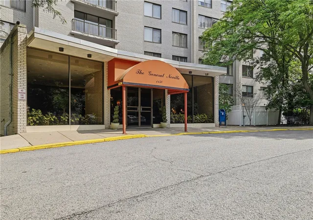 2nd image of 1150 Bower Hill Road #304C, Mt Lebanon, PA 15243 | MLS# 1766099