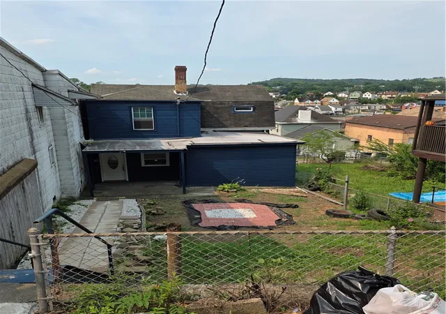 33rd image of 519 Ridge Ave, Mc Kees Rocks, PA 15136 | MLS# 1766126