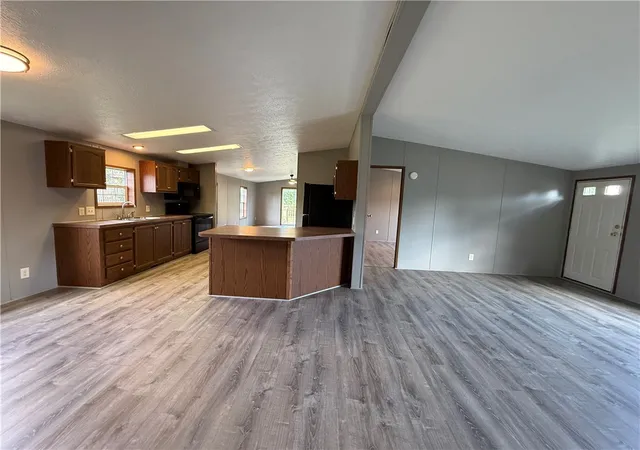 2nd image of 1245 12th, Taylor Twp, PA 16160 | MLS# 1766329