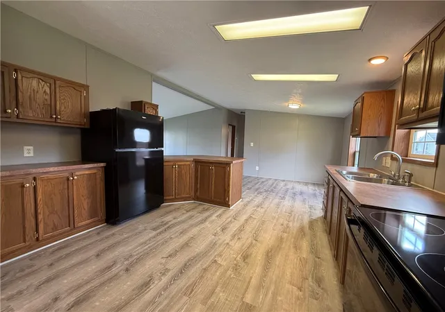 4th image of 1245 12Th, Taylor Twp, PA 16160 | MLS# 1766329