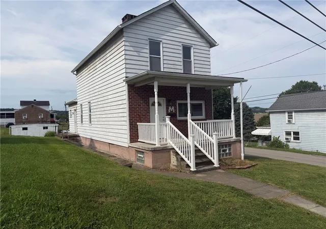 2nd image of 17 Columbus St, Belle Vernon, PA 15012 | MLS# 1766318