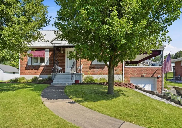2nd image of 833 Weirich Avenue, Canton Twp, PA 15301 | MLS# 1766252