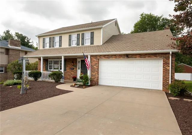 2nd image of 175 Ellsworth St, California, PA 15419 | MLS# 1766556