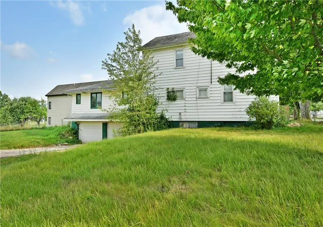 17th image of 78 Water St, Fredonia, PA 16124 | MLS# 1766579