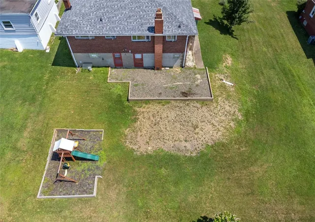34th image of 1522 Oak St, Greensburg, PA 15601 | MLS# 1766575